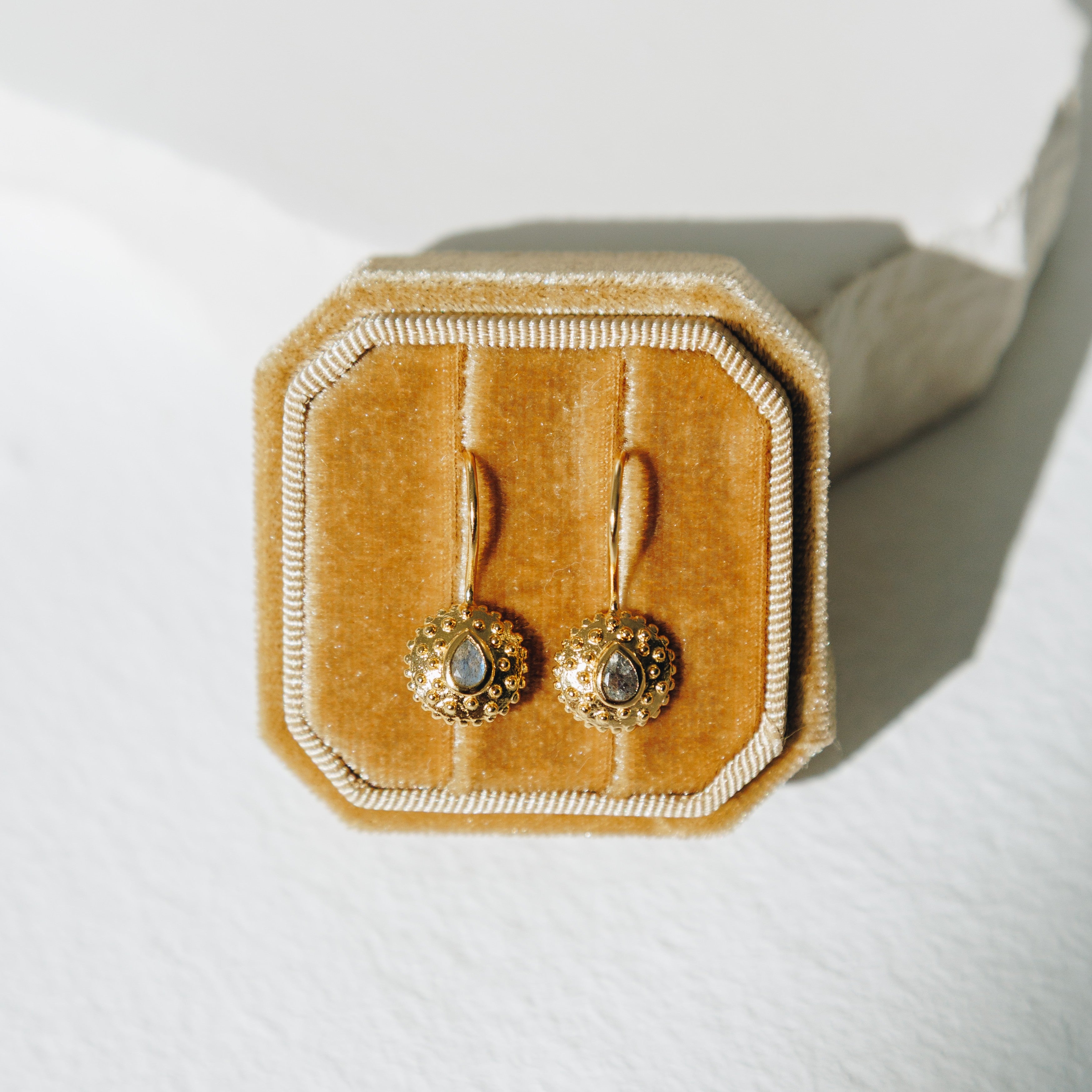 Ohrringe Andalusian Drop Labradorit