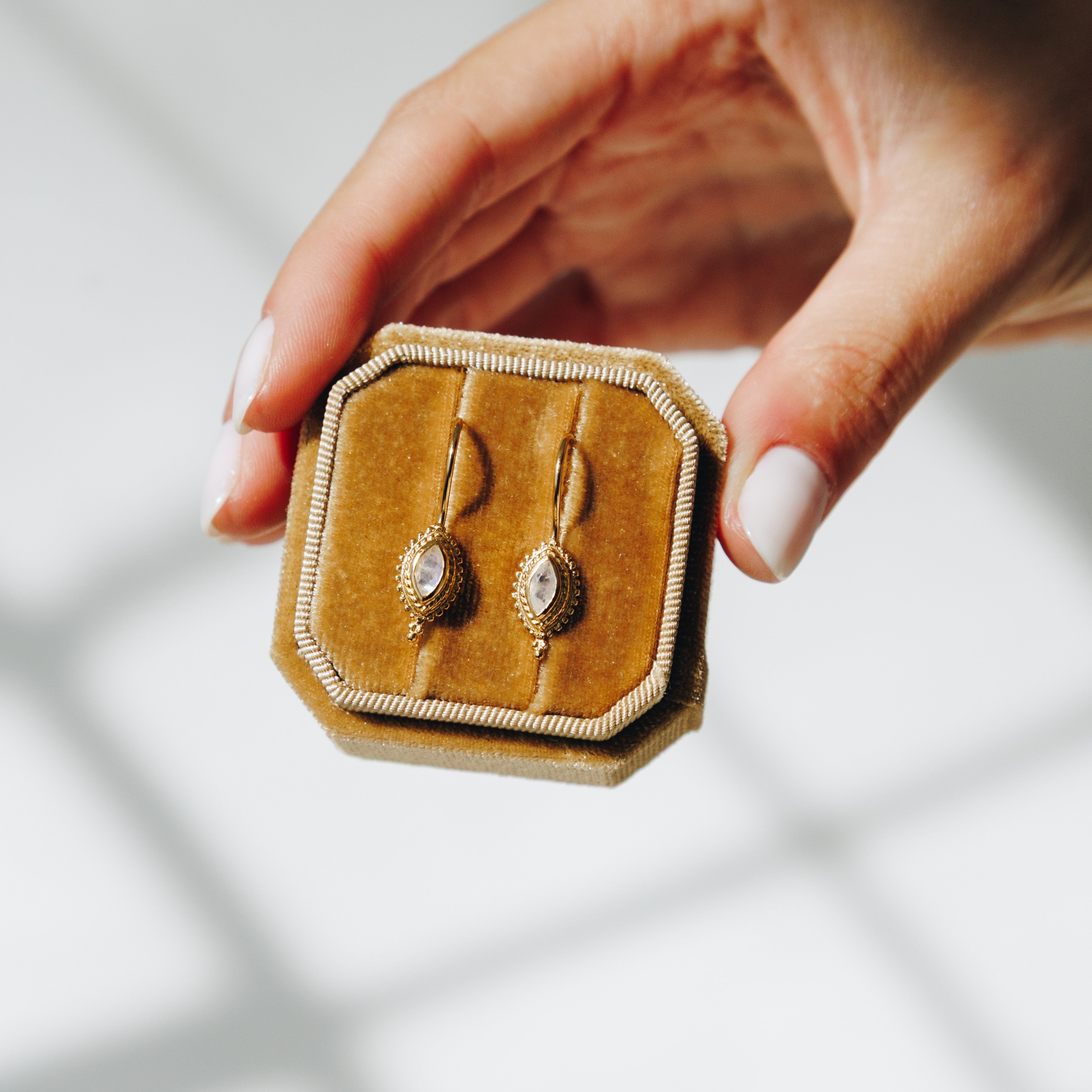 Ohrringe Sahara Drop Mondstein